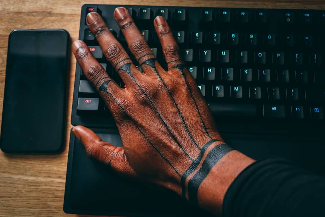 Palmistry Apps: Read Your Hand with Smartphone Insights